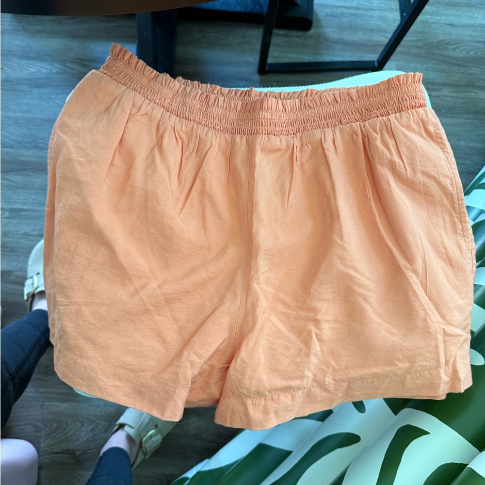 American Eagle Outfitters High Waist Peach Shorts